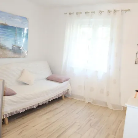 Apartment Perina *