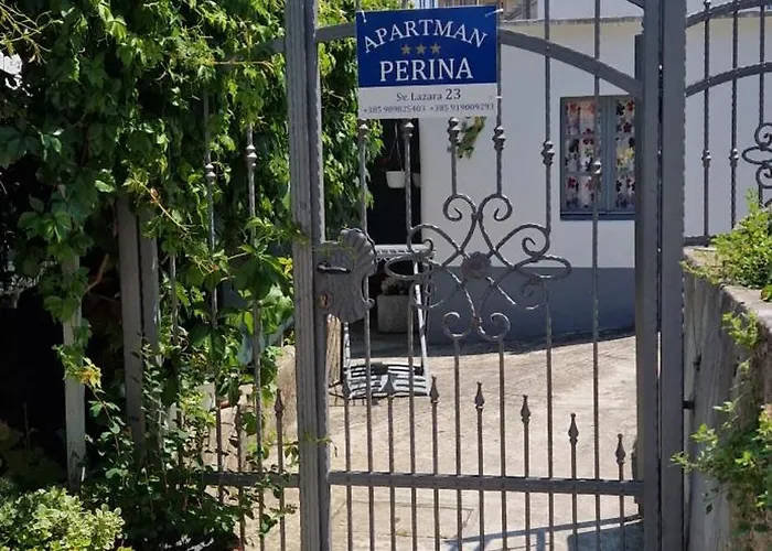 Perina * Трогир