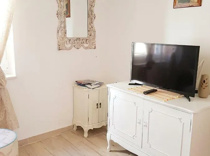 Perina * Traù