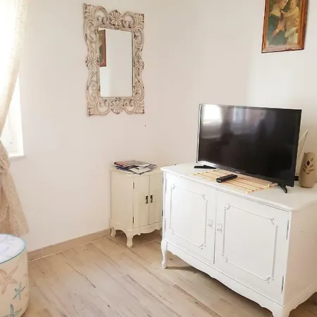 Perina * تروغير